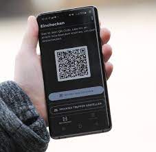 Smudo alias michael schmidt bewarb die anwendung, wo er nur konnte. Luca App In Der Kritik Das Beste Daran Ist Das Geniale Marketing Welt