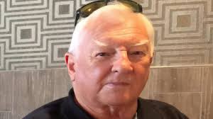 Malcolm Hollingsworth obituary: robust journalist who always lent an ear