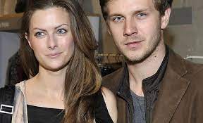 Laura breszka i antek królikowski zaczęli spotykać się w 2012 roku. Antoni Krolikowski Czas Na Taniec Film W Interia Pl