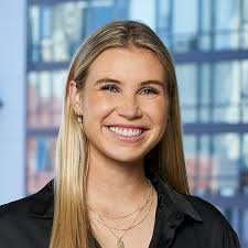 Mackenzie Chapman's Investing Profile