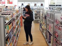 Save big on these dollar store beauty items, and stretch your beauty budget. Patrons Cheer Opening Of Ulta Beauty Store Local News Muskogeephoenix Com