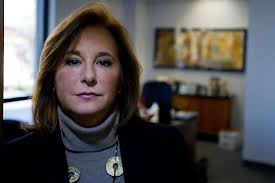 Politics watchdog unfriendly to paid posts, tweets