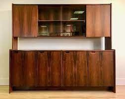 A grand curio cabinet to display your treasured collectibles. Danish Rosewood China Cabinet Hutch Buffet Vintage Mcm Mid Century Modern Sweet Modern Mcm China Cabinets Hutches For Sale Sweet Modern Akron Oh