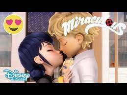 Miraculous Ladybug Ladybug And Cat Noir Near Kisses Compilation Disney Channel Uk Miraculous Ladybug Comic Miraculous Ladybug Funny Miraculous Ladybug