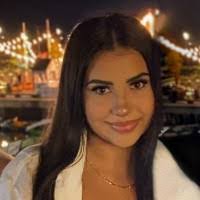 Carmela Farris's Instagram, Twitter & Facebook