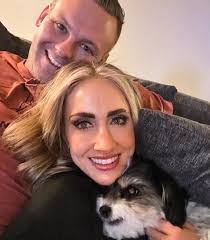 Carla Larkin's Instagram, Twitter & Facebook