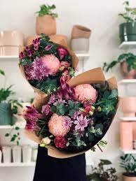 Monday 24th December Chrysanthemum Flower Arrangement Beautiful Flower Arrangements Sustainable Flowers