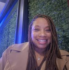 Happy birthday to my beautiful mom and happy anniversary to my mom and  dad!! 😘