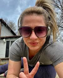 Coach Eileen (@womenscoacheileen) • Instagram photos and videos