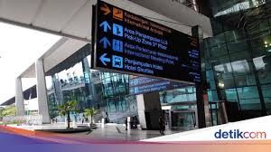 Syarat menjadi pegawai dinas pariwisata. Dinas Pariwisata Dki Bantah Pegawainya Jadi Mafia Karantina Di Soetta