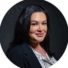 Kristen Shear's Instagram, Twitter & Facebook