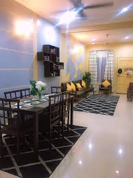 Pemilihan warna cat, perabot, langsir dan juga saiz perabot. Susun Atur Perabot Ruang Tamu Panjang Desainrumahid Com