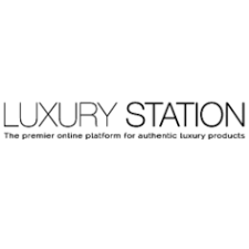 We provide upto 60% off on 70+ luxury brands directly sourced from authorised stores in usa & europe.all prices are inclusive of duties & taxes. Buy Designer Handbags Online India Luxury Station Best Place To Shop International Brands