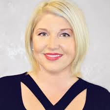 Beth Reiners's Instagram, Twitter & Facebook