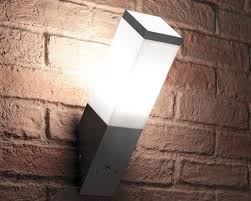 Wittmere square modern up down dusk till dawn outdoor sconce. Best Outdoor Wall Lights With Dusk To Dawn Sensor Top 10
