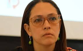 Elisa Borjas's Instagram, Twitter & Facebook