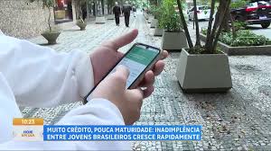 Inadimplência cresce entre jovens e acende alerta para educação financeira no Brasil