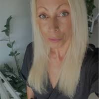 10+ "Sandra Thun" profiles