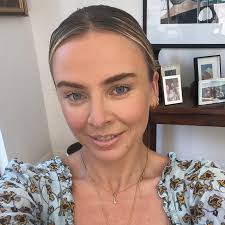 Hi does anyone have a child safety gate going spare to fit a standard  doorway please.... Its for my dog. My old one needs replacing Thanks in  advance 🥰