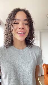 Antonia Gentry Dress Dor Season 3 of Ginny and Georgia