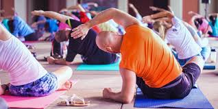 A good portion of the book describes the various yoga poses (asanas) suitable for men. The Beginners Guide To Yoga For Men Yogaholics