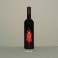 Vin roze, sange de taur 7 coline tohani, 0.75l, romania. Tohani Bikaver Edes Bor 0 75 L Vin Sange De Taur Dulce Tohani 0 75 L Csiki Kozert