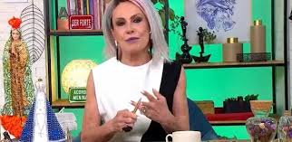 Ana maria braga on wn network delivers the latest videos and editable pages for news & events, including entertainment, music, sports, science and more, sign up and share your playlists. Ana Maria Uses Non Existent Reverse Racism To Criticize Lumena S Speech Ruetir