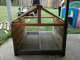 mock up of support beam pallet chicken coop pallet diy diy pallet projects chicken coop pallets