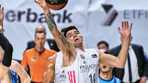 Un pase por la espalda a roby que fue. Oklahoma City Thunder Sign Forward Gabriel Deck To 4 Year 14 5m Deal Source Says