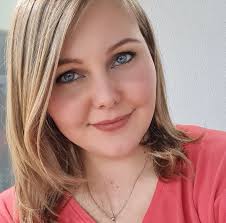 No Bake Coconut Cream Pie 🥧🥥  https://spaceshipsandlaserbeams.com/no-bake-coconut.../