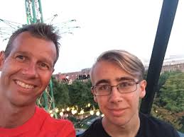 15-årige Oliver reddede sin fars liv