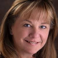 Leslie Doherty's Instagram, Twitter & Facebook