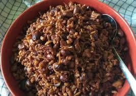 Membuat orek tempe kacang kering pada dasarnya sangatlah mudah, kita cukup menumis semua bahan dan bumbu yang telah dipersiapkan dengan urutan dan cara masak sebagai berikut… Resep Orek Tericang Tempe Teri Kacang Yang Lezat