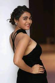 Shalini nude photos