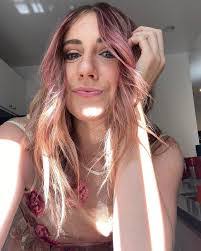 Stephanie West's Instagram, Twitter & Facebook