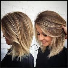 Es wirkt feminin, braucht aber nicht die intensive pflege von wirklich langen haaren. Frisuren Mittellang Mit Pony Blond Frisuren Schulterlang Frisuren Mit Pony Mittellang Frisuren