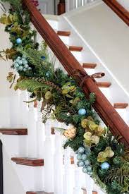 20 Handmade Christmas Garlands Part Ii Makely School For Girls Christmas Stairs Christmas Staircase Christmas Garland Staircase