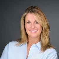 Suzannah Crowder's Instagram, Twitter & Facebook