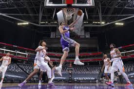The most exciting nba stream games are avaliable for free at nbafullmatch.com in hd. Kings Vs Suns Preview And Game Thread Can Sacramento Make It Three In A Row Sactown Royalty