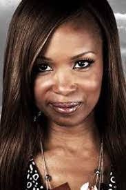 Elise Neal's Instagram, Twitter & Facebook