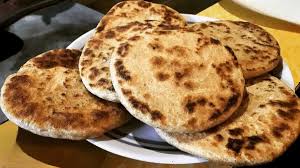 भटूरा से आगे बढ़ें, हमारे पास हिमाचली भटूरा है! अंदर की रेसिपी