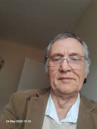 Enjoyed the reunion. Was good catching up. Ignore the Surname. Thsts the  product of a revamp I needed to do