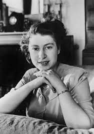 A free esl lesson plan on queen elizabeth ii. 25 Regal Facts About Queen Elizabeth Ii Mental Floss
