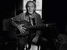 Canadian music legend gordon lightfoot performs i'll tag along and if you could read my mind from in front of his home as part of virtual canada day. Gordon Lightfoot Turns 82 The Troubadour On Life Love And Musical Inspiration Everything Zoomer