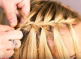 Mermaid hair with purple and pink tints. Mermaid Hairstyle Tips From Fin Fun