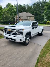 2024 chevy High Country 3500 HD Dually dies while driving ...