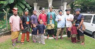 Kami berikan sebuah peluang usaha untuk anda. Tempah Busana Tradisi Melayu Lelaki Bin Mansor Mawardi Yunus