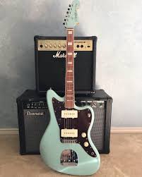 Pin By Jc On Guitars Effects Amps In 2020 With Images Cool Guitar Music Guitar Fender Guitars