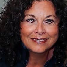 Colleen Richman's Instagram, Twitter & Facebook