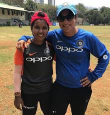 Have something nice to say about punam raut? Punam Raut Look Who S Around Me Lisa Sthalekar One Of Facebook